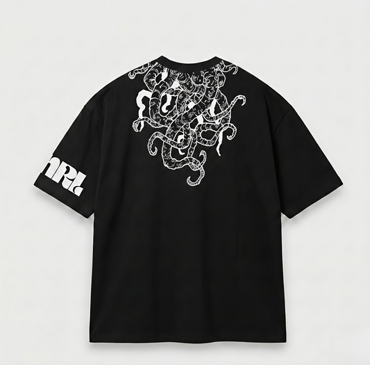 Deadly Tentacles Oversized T-Shirts